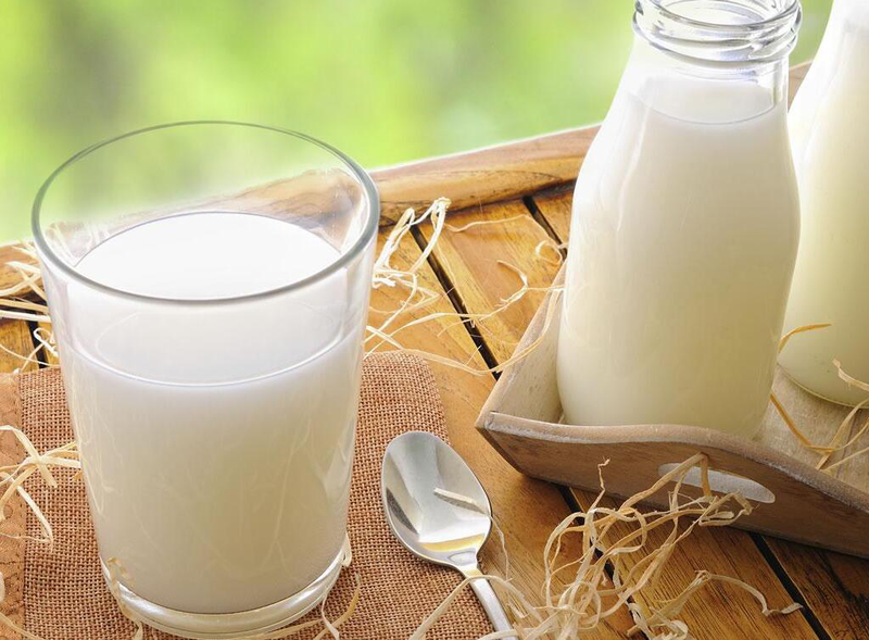 Bầu 3 tháng đầu có nên uống sữa tươi không? Một số lưu ý khi bà bầu sử dụng sữa tươi