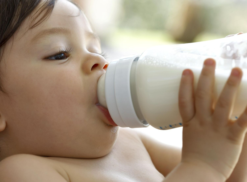 Loại sữa tăng cân cho bé 1 tuổi các mẹ nên biết
